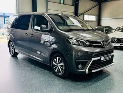 Grau Gebraucht 2022 Toyota Proace Verso Kombi | 33.990 € (Superpreis)
