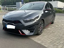 Grau Gebraucht 2023 Kia Ceed GT Limousine | 26.400 € (Guter Preis)