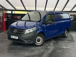 Blau Gebraucht 2019 Mercedes Vito Van / Kleinbus | 29.900 €
