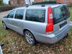Silber Gebraucht 2004 Volvo V70 Kinetic Kombi | 1.500 € (Guter Preis)