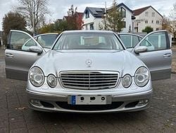 Silber Gebraucht 2002 Mercedes E270 Elegance Limousine | 7.000 € (Teuer)