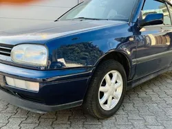 Blau Gebraucht 1995 VW Golf Cabriolet Cabrio | 2.991 €