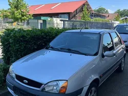 Silber Gebraucht 2001 Ford Fiesta Kleinwagen | 1.299 €