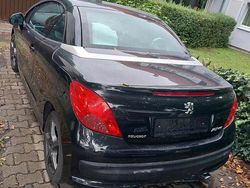 Schwarz Gebraucht 2008 Peugeot 207 CC Cabrio | 3.500 € (Fairer Preis)