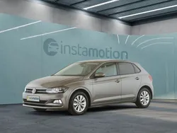 Grau Gebraucht 2021 VW Polo Highline Limousine | 16.625 € (Fairer Preis)