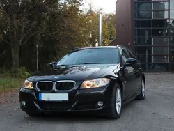 Schwarz Gebraucht 2010 BMW 318 Kombi | 3.750 € (Fairer Preis)