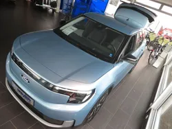 Arctic blue 3c Gebraucht 2024 Ford Explorer SUV | 41.990 €