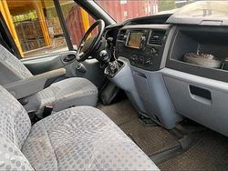 Schwarz Gebraucht 2011 Ford Transit Van / Kleinbus | 6.600 €