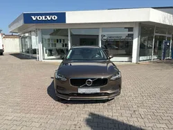 Twilight bronze metallic Gebraucht 2017 Volvo V90 Momentum Kombi | 29.490 € (Fairer Preis)