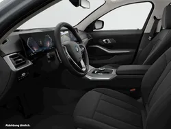Skyscraper grau metallic Gebraucht 2024 BMW 330e Comfort Edition Kombi | 46.504 € (Fairer Preis)