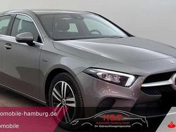 Nachtschwarz unilack Gebraucht 2020 Mercedes E250 AMG line Kombi | 23.900 € (Etwas zu teuer)