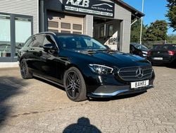 Schwarz Gebraucht 2020 Mercedes E220 AMG Kombi | 30.999 € (Guter Preis)