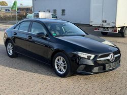 Schwarz Gebraucht 2019 Mercedes A180 Limousine | 21.950 € (Fairer Preis)