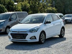 Weiß Gebraucht 2020 Hyundai i20 Kleinwagen | 10.990 € (Guter Preis)