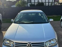 Grau Gebraucht 2002 VW Golf IV Basis Kleinwagen | 1.000 € (Guter Preis)
