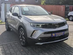 Kontrast grau (metallic) Gebraucht 2023 Opel Mokka SUV | 21.900 € (Fairer Preis)