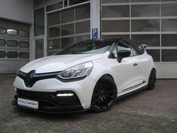 Perlmutweiss eisfarben Gebraucht 2015 Renault Clio IV R.S. Kleinwagen | 20.000 €