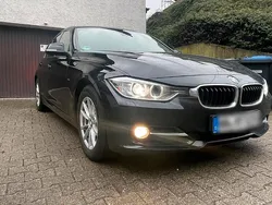 Schwarz Gebraucht 2014 BMW 320 Sport Line Limousine | 10.850 € (Superpreis)