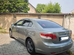 Silber Gebraucht 2009 Toyota Avensis T2 Limousine | 7.900 € (Fairer Preis)