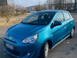 Blau Gebraucht 2015 Mitsubishi Space Star Kleinwagen | 5.500 €