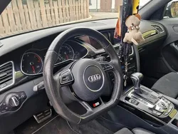 Grau Gebraucht 2013 Audi A4 S-Line Kombi | 15.400 €