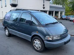 Grau Gebraucht 1992 Toyota Previa Van / Kleinbus | 2.990 €