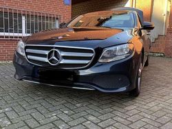 Gebraucht 2016 Mercedes E220 Avantgarde Limousine | 24.500 € (Teuer)