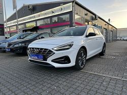 Weiß Gebraucht 2021 Hyundai i30 Edition 30+ Kombi | 9.499 € (Guter Preis)