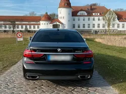 Schwarz Gebraucht 2019 BMW 750 M Sport Limousine | 41.500 €