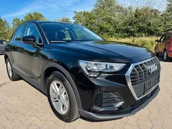 Schwarz Gebraucht 2022 Audi Q3 Business SUV | 32.800 € (Fairer Preis)