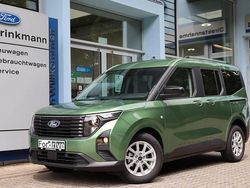 Bursting green metallic Gebraucht 2024 Ford Tourneo Courier Titanium Van / Kleinbus | 28.950 € (Etwas zu teuer)