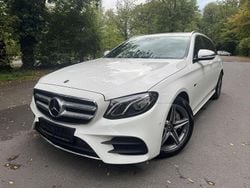 Weiß Gebraucht 2019 Mercedes E300 AMG line Limousine | 25.690 € (Guter Preis)