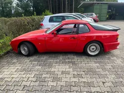 Rot Gebraucht 1983 Porsche 944 Coupé | 10.000 €