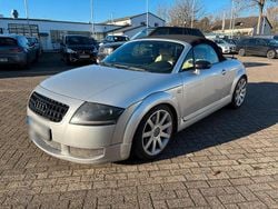 Silber Gebraucht 2002 Audi TT Roadster Cabrio | 3.499 € (Superpreis)