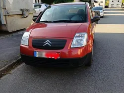 Rot Gebraucht 2005 Citroën C2 Kleinwagen | 1.400 €