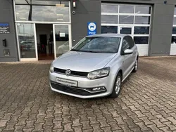 Silber Gebraucht 2015 VW Polo LOUNGE Limousine | 9.400 € (Etwas zu teuer)