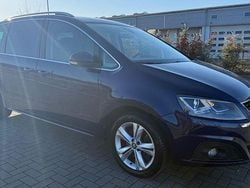 Blau Gebraucht 2020 Seat Alhambra Van / Kleinbus | 22.490 € (Fairer Preis)