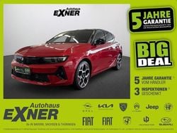 Chili rot / dach schwarz Gebraucht 2022 Opel Astra GS Line Limousine | 21.890 € (Guter Preis)