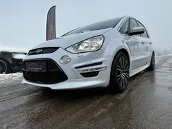 Weiß Gebraucht 2010 Ford S-MAX Titanium S Van / Kleinbus | 5.450 € (Fairer Preis)