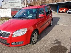Rot Gebraucht 2009 Skoda Roomster Van / Kleinbus | 2.550 € (Fairer Preis)