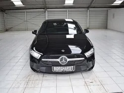 Kosmosschwarz Gebraucht 2020 Mercedes A180 Limousine | 22.990 € (Guter Preis)