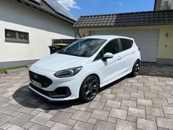 Weiß Gebraucht 2023 Ford Fiesta ST Kleinwagen | 23.699 € (Fairer Preis)