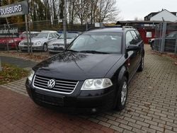 Black magic perleffekt Gebraucht 2001 VW Passat Basis Kombi | 2.750 € (Fairer Preis)