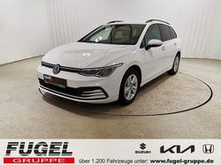 Pure white Gebraucht 2022 VW Golf VIII Life Kombi | 18.899 € (Guter Preis)