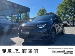 Schwarz Neu 2025 Fiat 600 SUV | 31.363 € (Teuer)