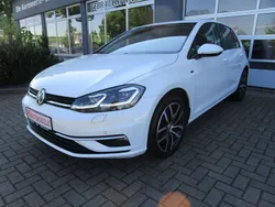 Weiß Gebraucht 2019 VW Golf VII Join Limousine | 16.990 € (Etwas zu teuer)