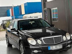 Schwarz Gebraucht 2008 Mercedes E280 Limousine | 6.400 € (Fairer Preis)