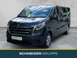 Grau Gebraucht 2024 Renault Trafic Van | 36.490 € (Teuer)