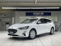 Weiß Gebraucht 2020 Ford Focus Cool & Connect Limousine | 14.800 € (Guter Preis)