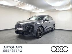 Grau Gebraucht 2025 Audi Q6 e-tron Sport SUV | 81.450 € (Fairer Preis)
